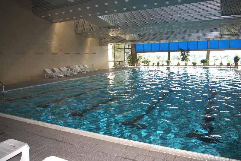 סנדנסקי Hotel Saint Vrach מראה חיצוני תמונה