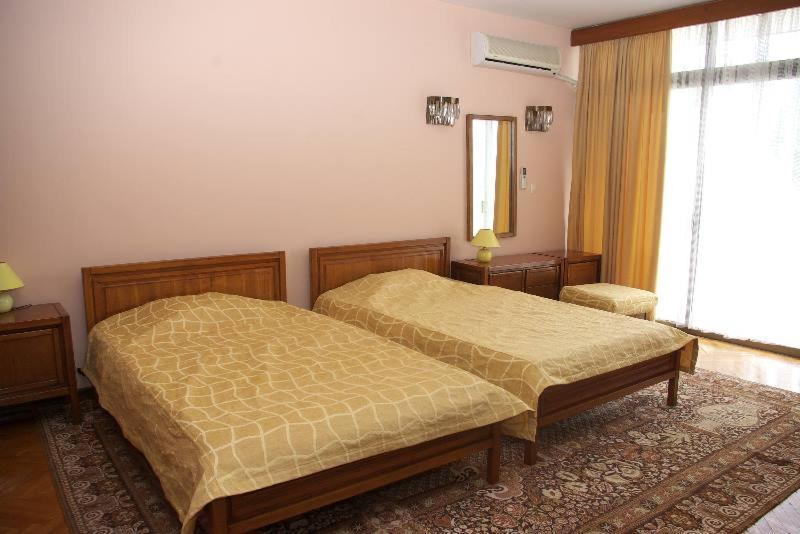 סנדנסקי Hotel Saint Vrach מראה חיצוני תמונה